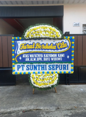 Papan Bunga Duka di Angkola Muara Tais