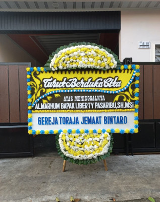 Papan Bunga Duka di Angkola Muara Tais